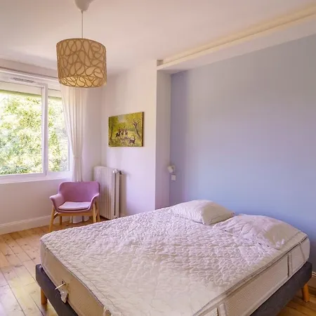 Maison De Maitre Et Son Parc