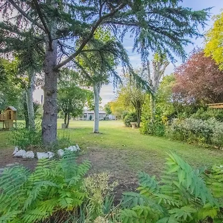 Maison De Maitre Et Son Parc