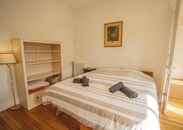 Maison De Maitre Et Son Parc