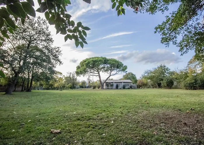 Maison De Maitre Et Son Parc 别墅 *